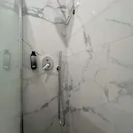 Sara 2*